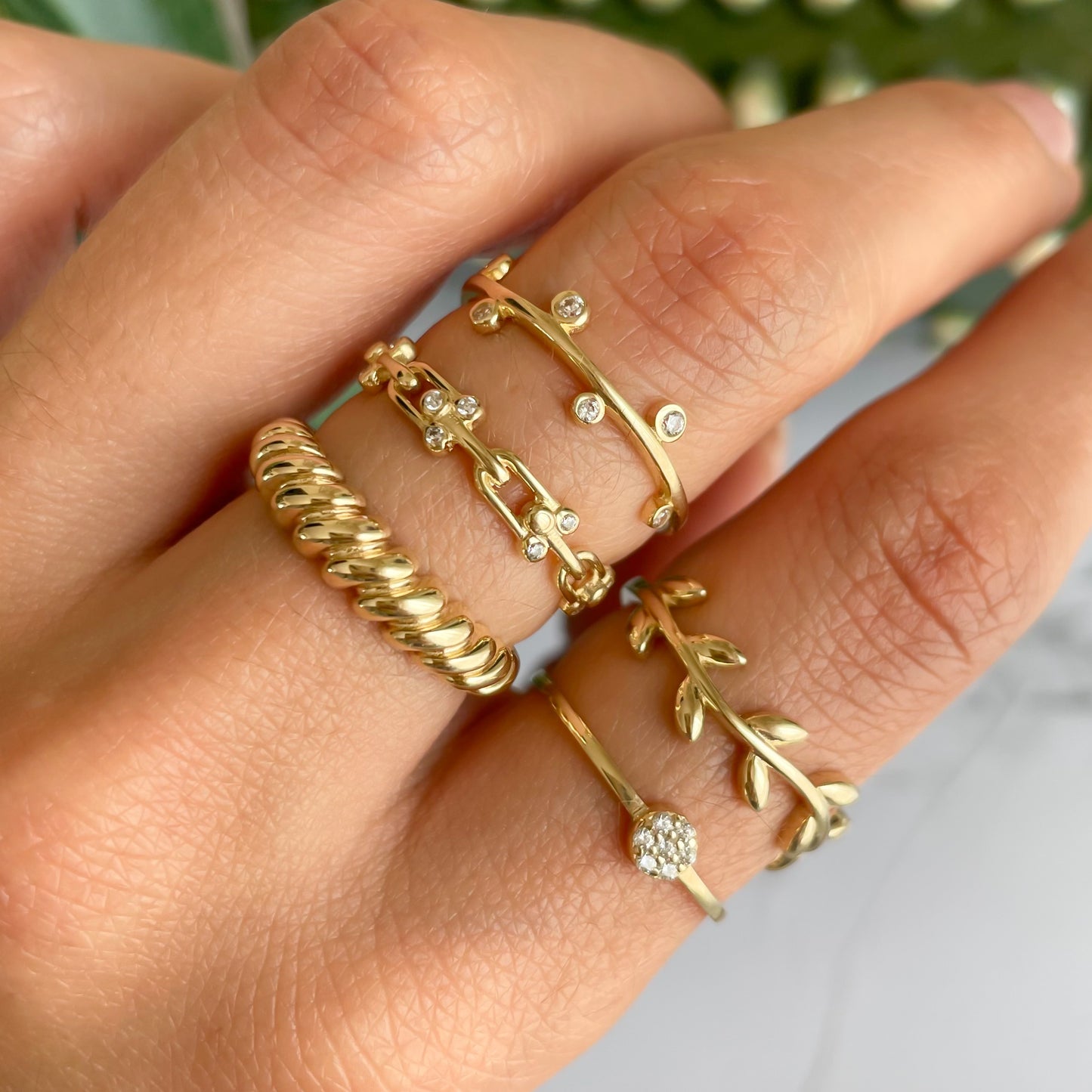 Anillo T Chain Oro 10k