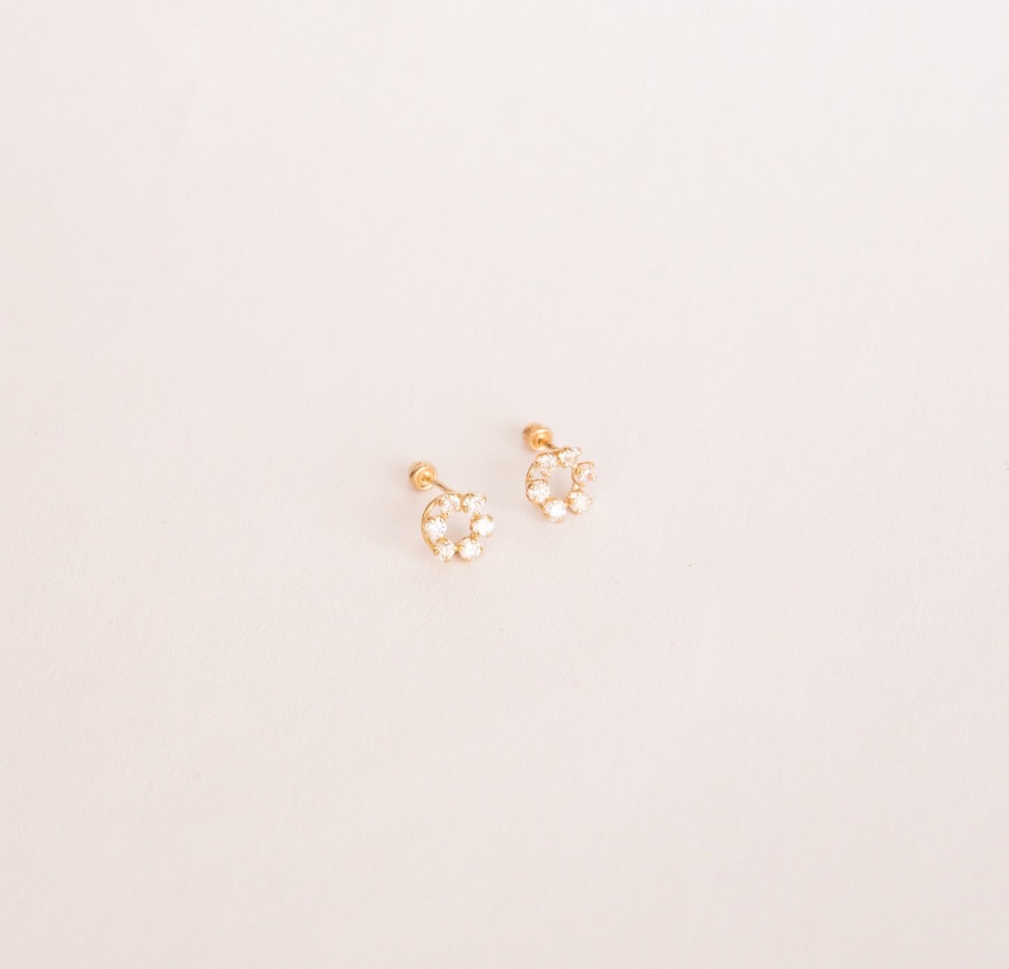 Broquel Flor Zirconia Oro 10kt