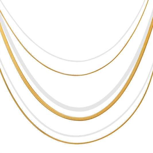 Collar planchado triple